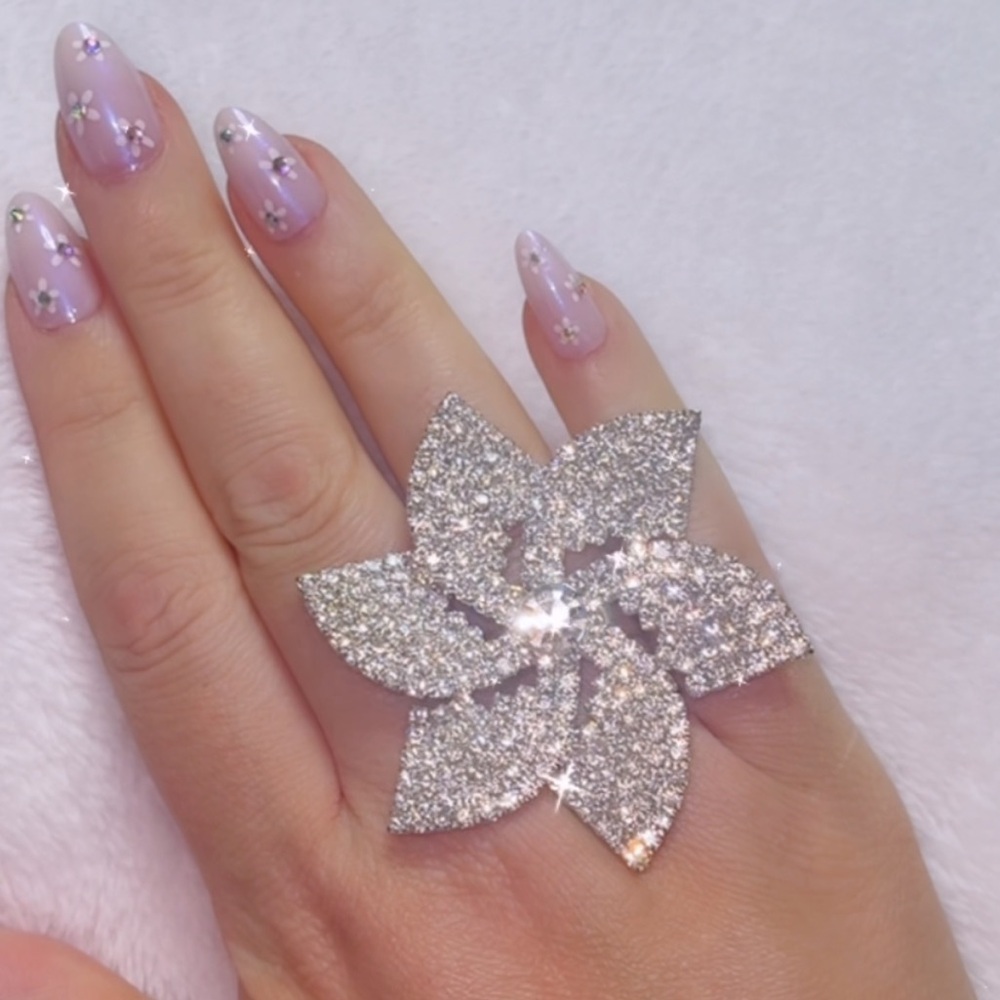 Sparkling Silver Flower Statement Ring - Adjustab… - image 1